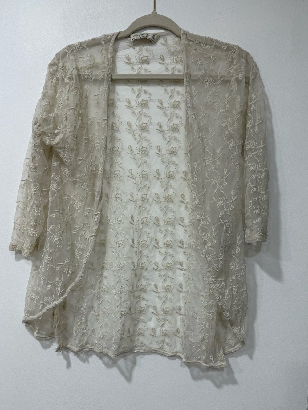 Abercrombie & Fitch Sheer Embroidered Kimono - Cream